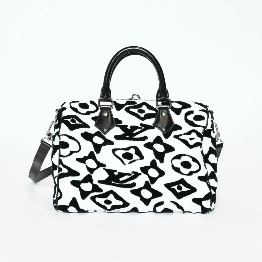 LOUIS VUITTON Speedy Bandouliere Tufted Monogram Black White
